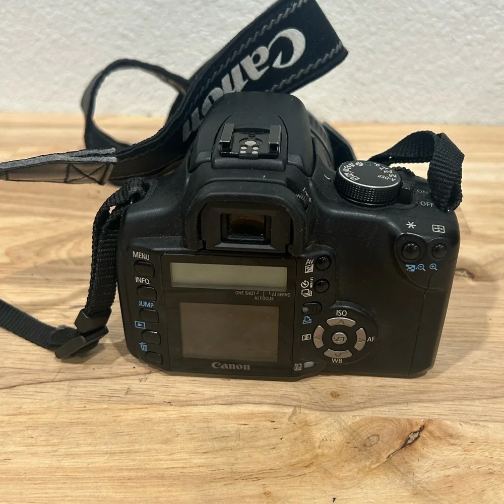 Canon EOS Digital Rebel XT 28-105mm Digital bundle with 3 lenses & bag